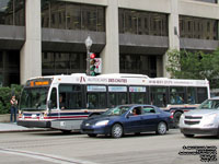 Autocars des Chutes 04104 - 2004 Novabus LFS (ex-Autocars Québec 04-104)