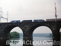 CR 3323 - GP40-2, 3248 - GP40 and 3354 - GP40-2