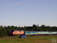 Via Rail 6414 (F40PH-2) - Loto-Québec - La poule aux oeufs d'or (Golden hen)