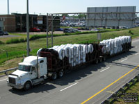 Unidentified International truck